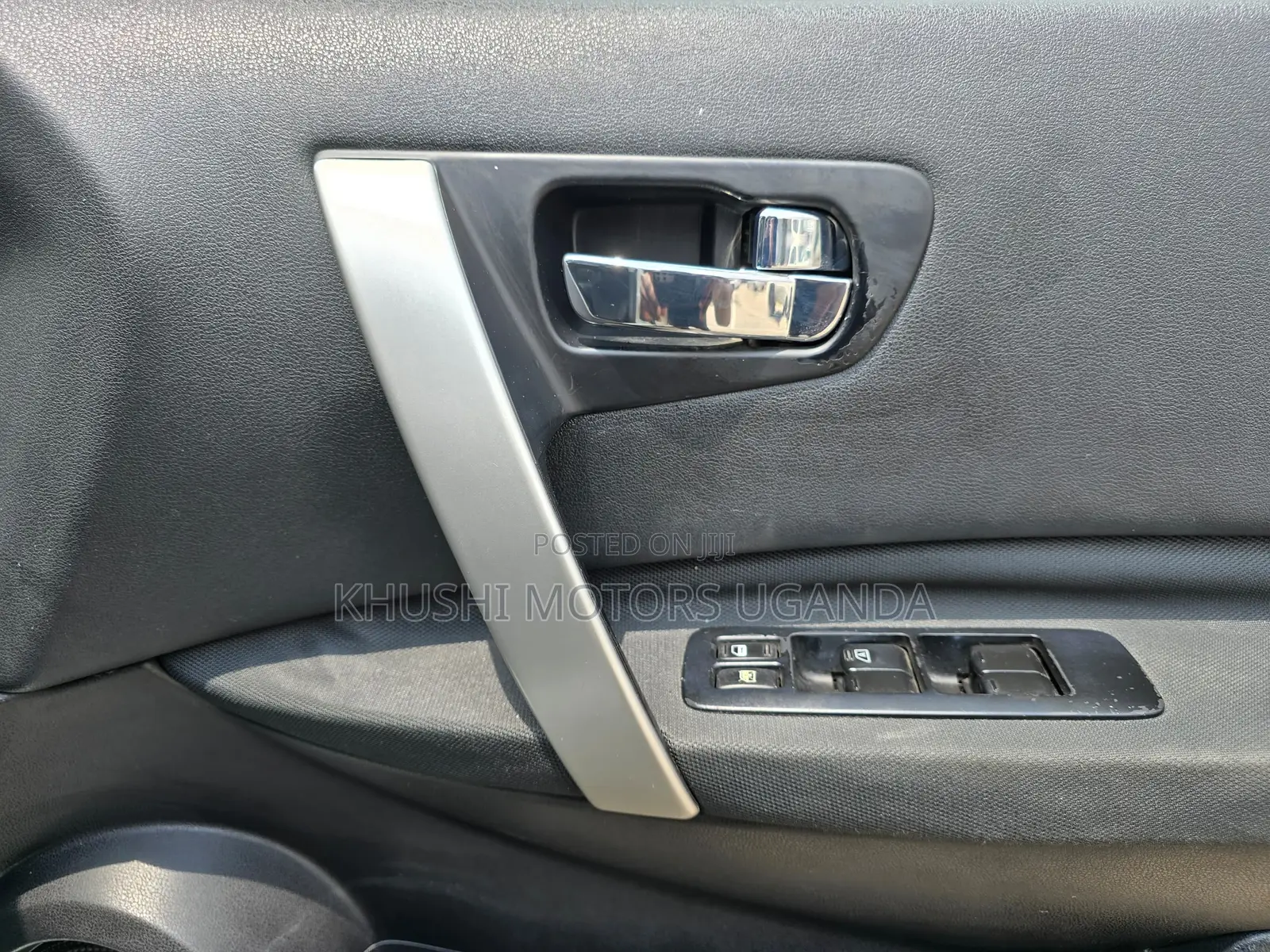 Nissan Dualis 2012 Pearl