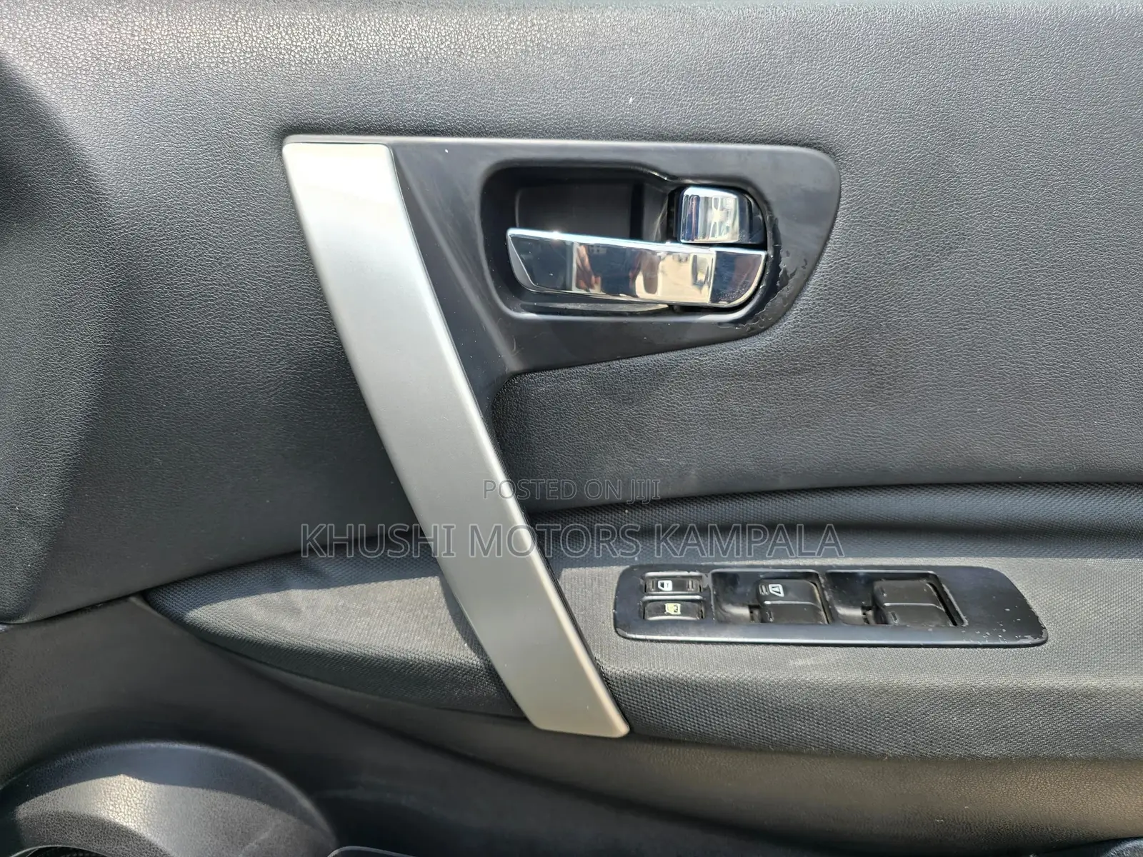 Nissan Dualis 2012 Pearl