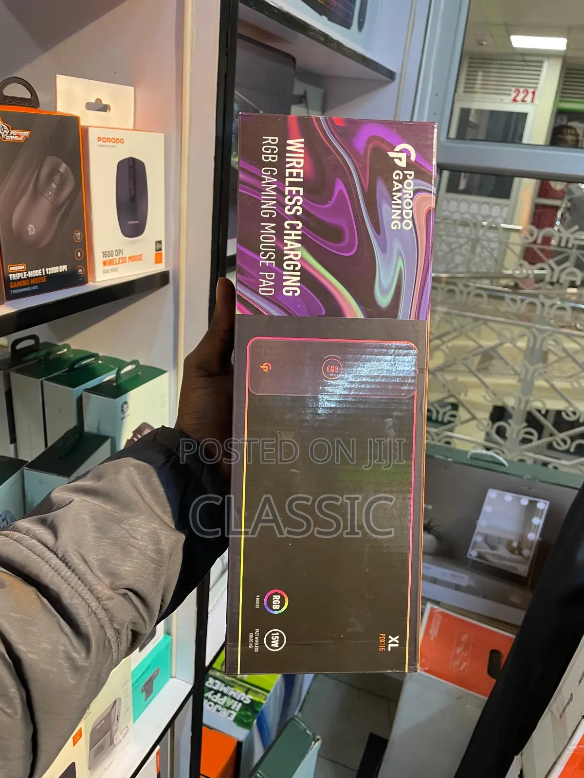Porodo Gaming RGB Mouse Pad With 15w Wireless Charger
