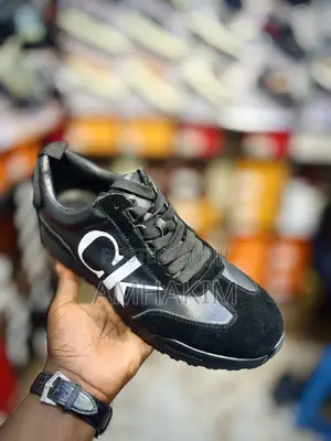 Classic Men's Calvin Klein Jeans Sneakers in Stock