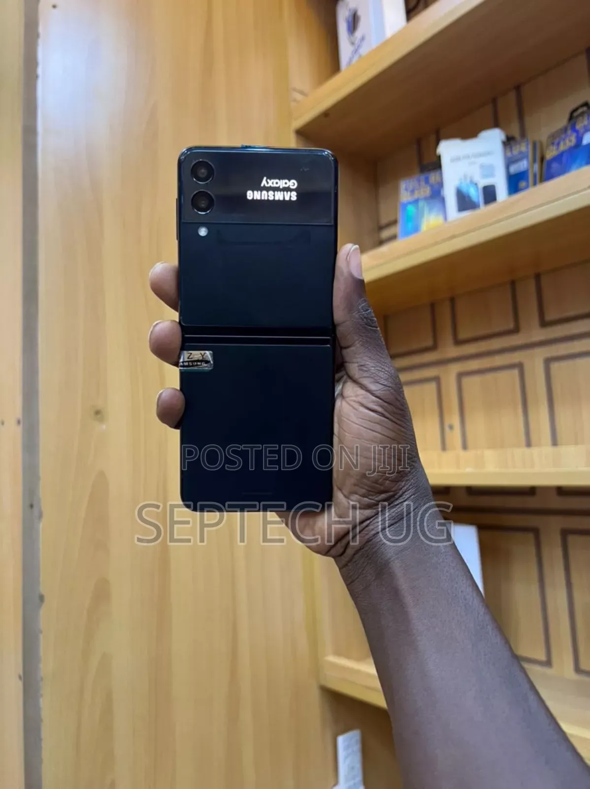 New Samsung Galaxy Z Flip 3 128 GB Black