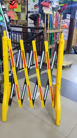 Mobile Exampandable Barriers