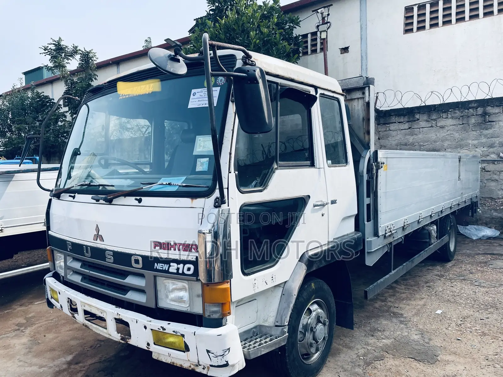 Fuso Fighter 17 Engines With Original Frame Perfect Aluminum Tray