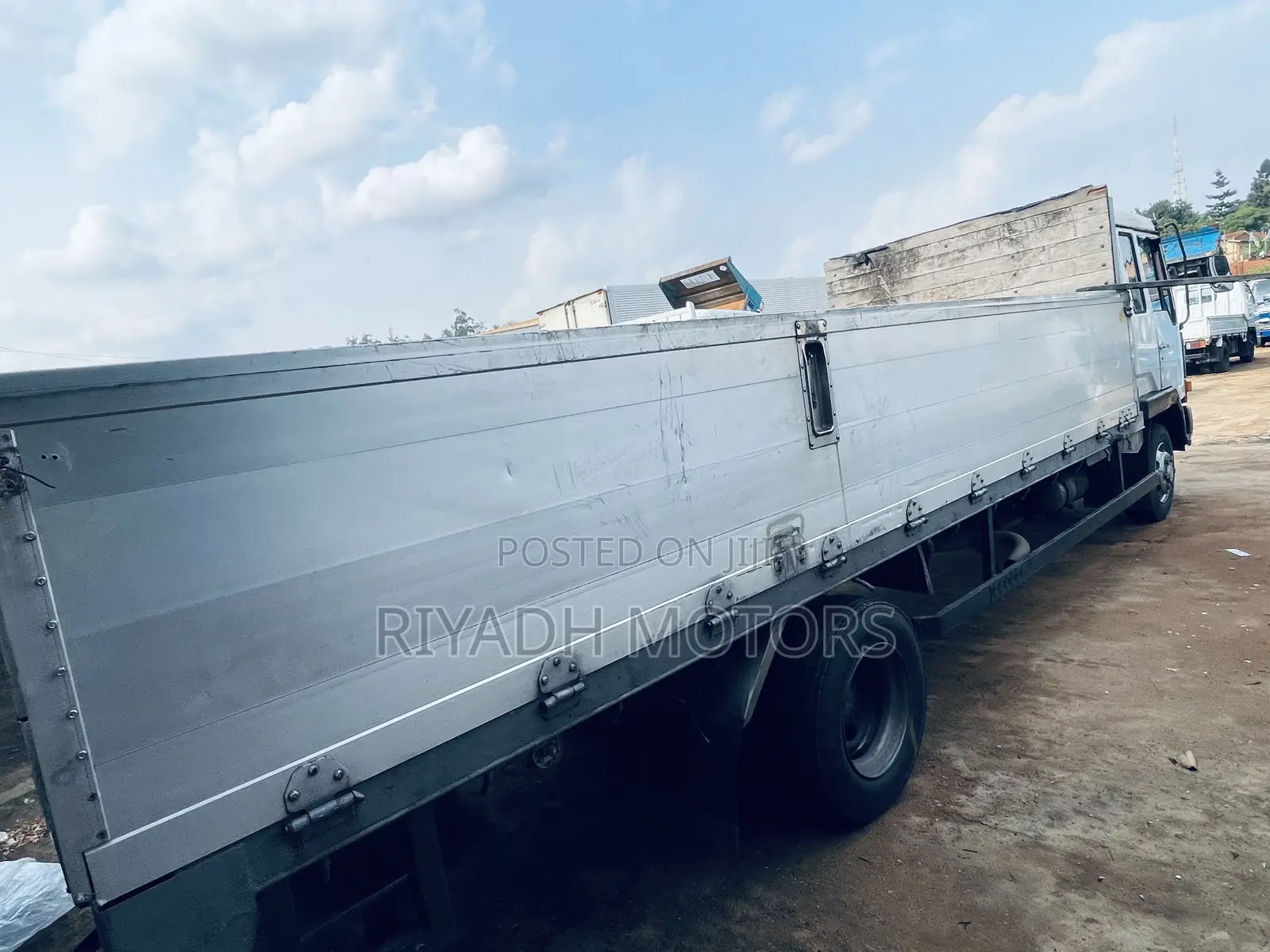 Fuso Fighter 17 Engines With Original Frame Perfect Aluminum Tray