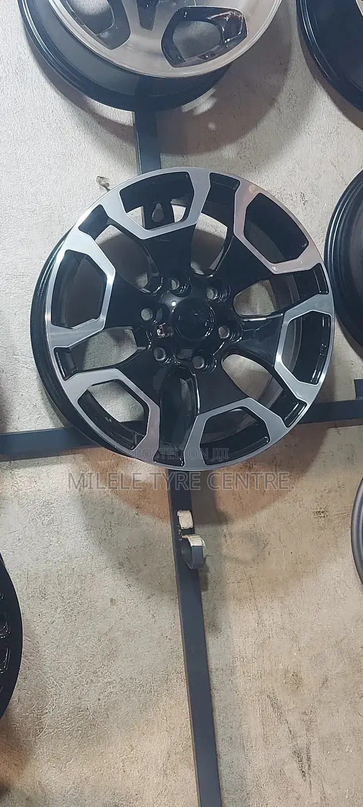 Land Cruiser Tx Size 18