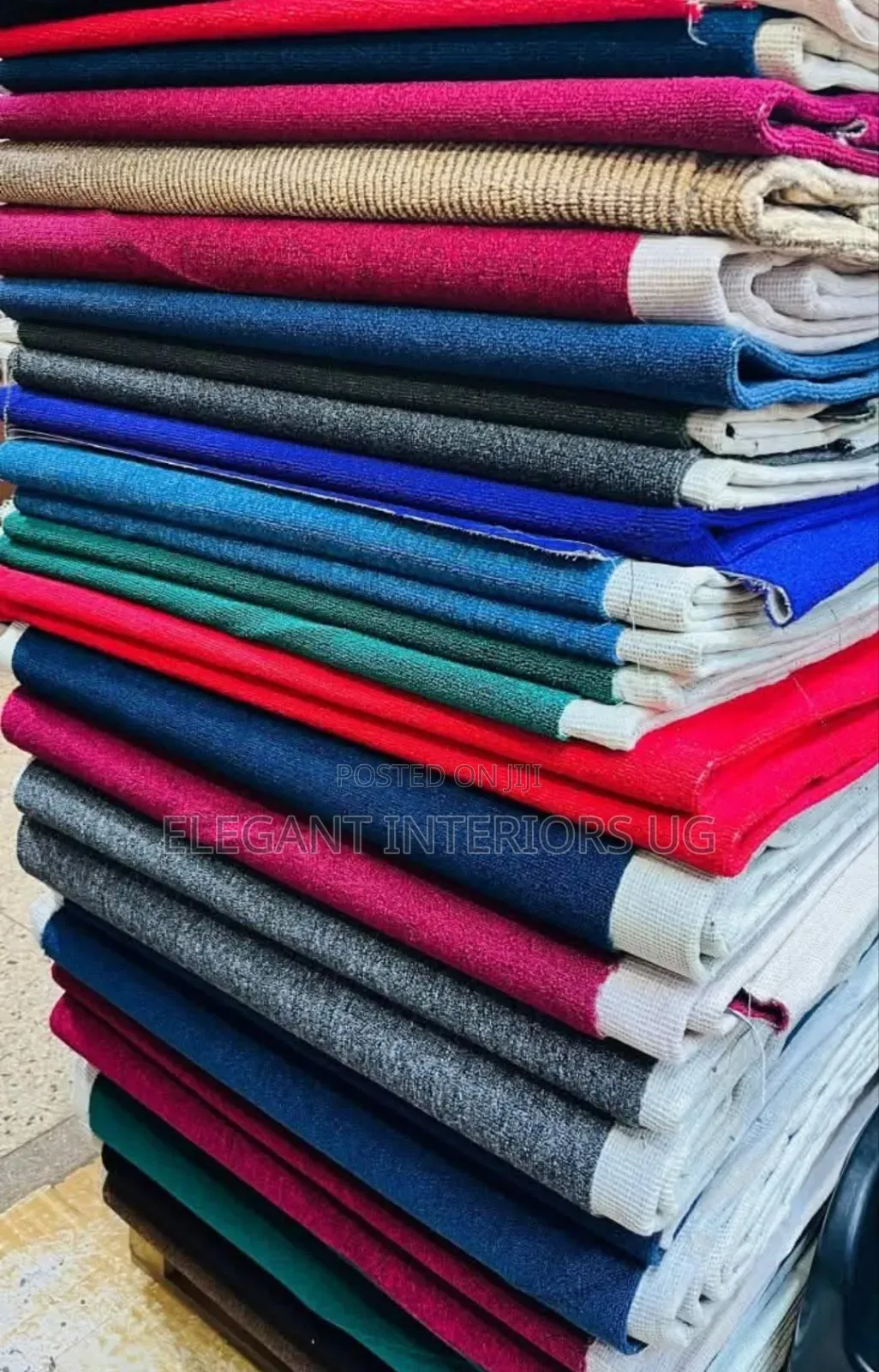 Elegant Woolen Carpets Available at Cheap Price Better for Off