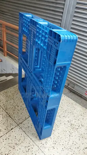 Brand New Plastic Pallets
