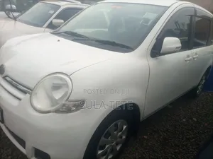 Toyota Sienta 1.5 AWD 2008 White