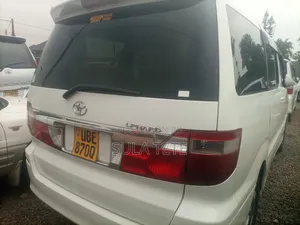 Toyota Alphard 2.4 Petrol AWD 2007 White
