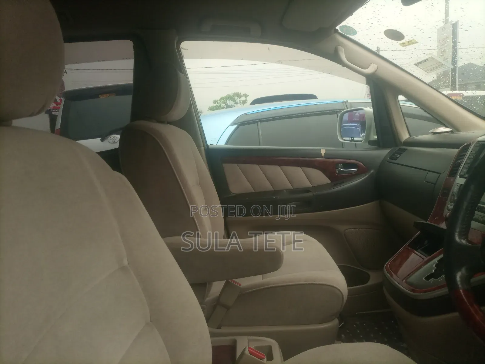 Toyota Alphard 2.4 Petrol AWD 2007 White