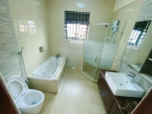 3bdrm Bungalow in Kyaliwajjala, Central Division for rent