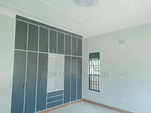 3bdrm Bungalow in Kyaliwajjala, Central Division for rent