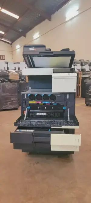 Clean Bizhub C284e in Good Shape.