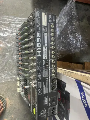 Behringer X1832 Usb