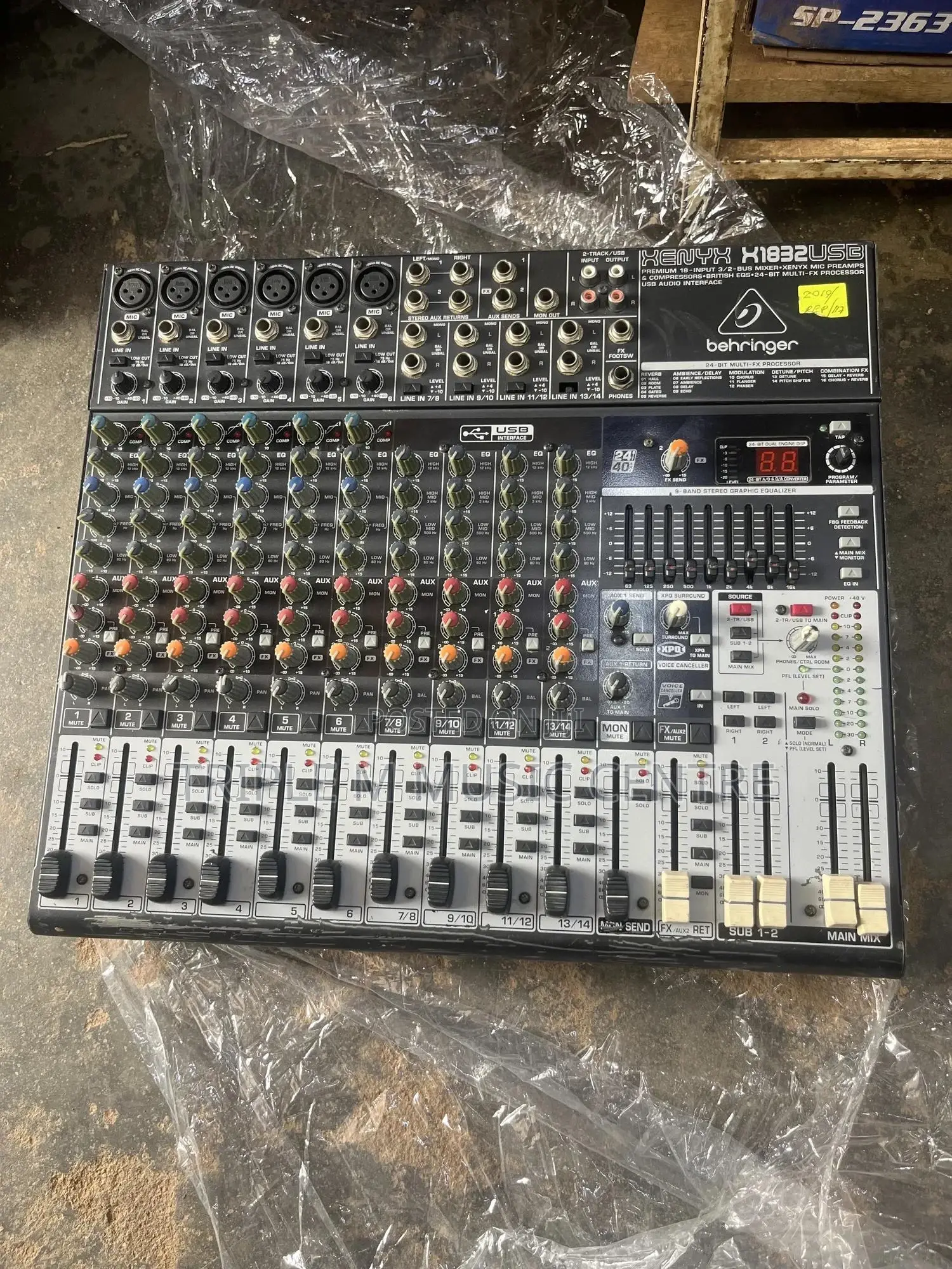 Behringer X1832 Usb