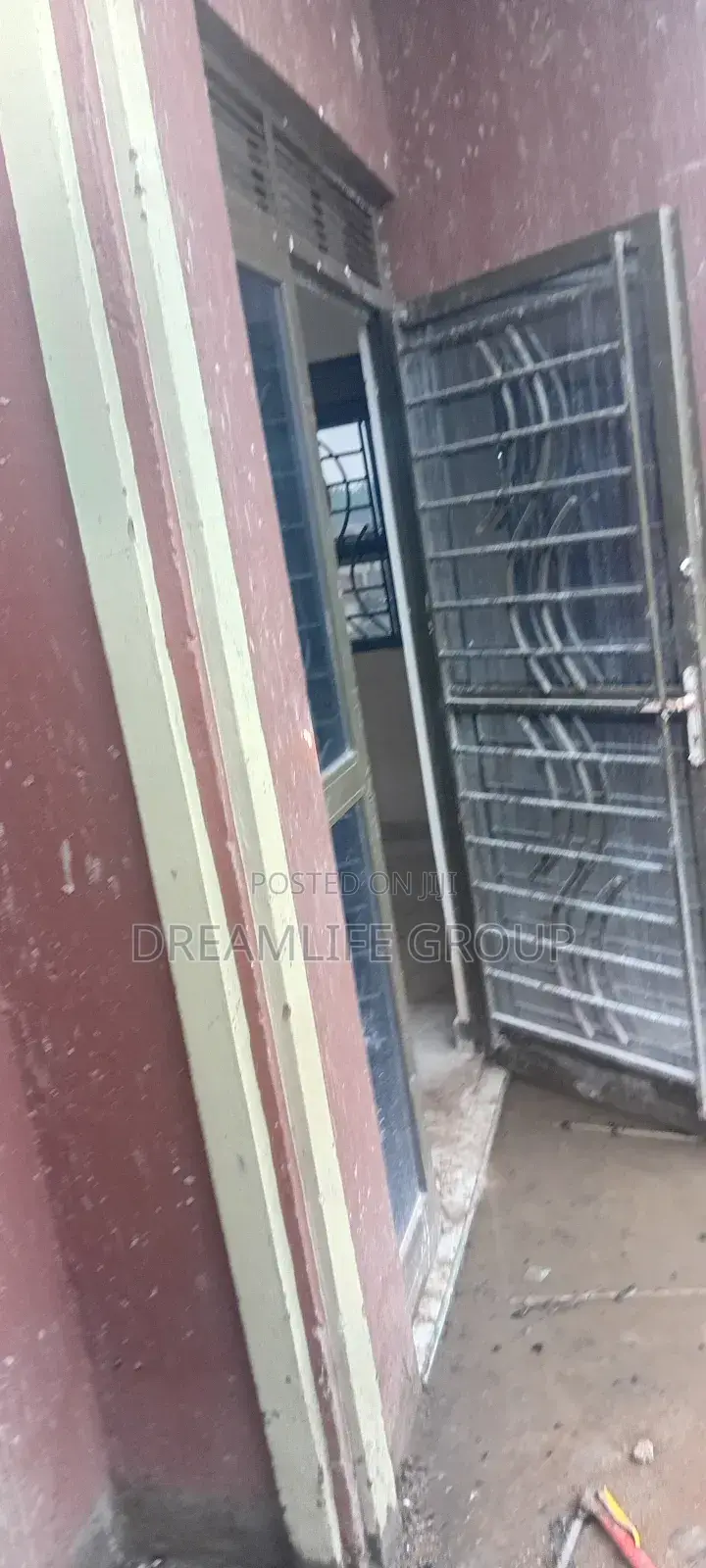Furnished 10bdrm Apartment in Ndejje, Makindye for sale