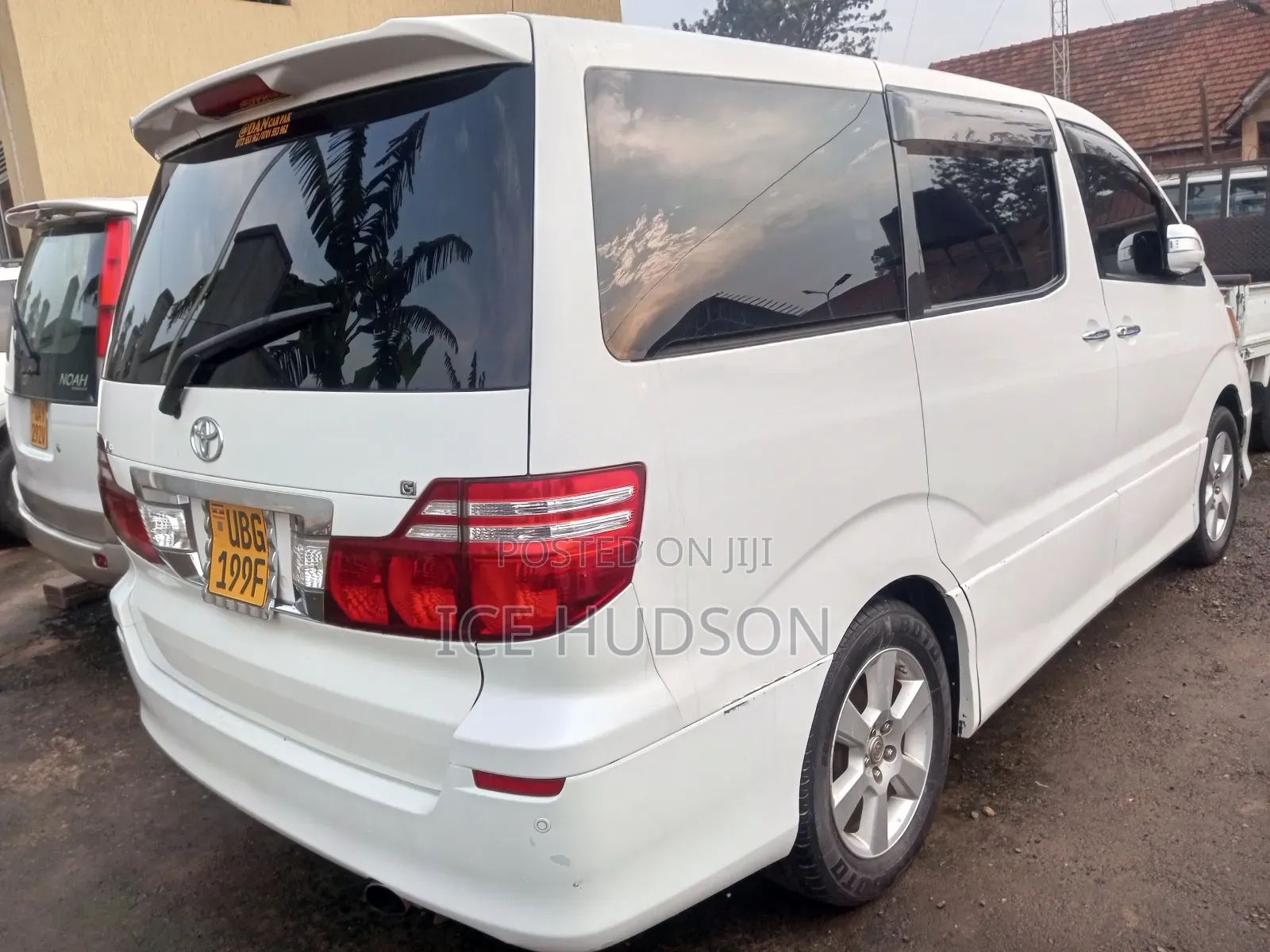 Toyota Alphard 2007 Beige