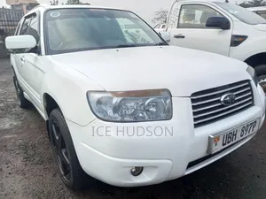 Subaru Forester 2006 Off white