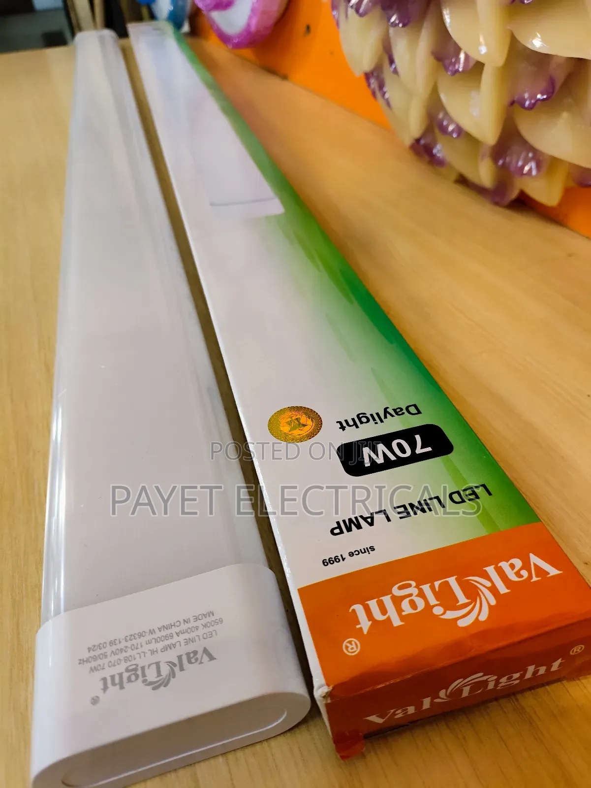 Led Bright 4ft Light For 70 Watts