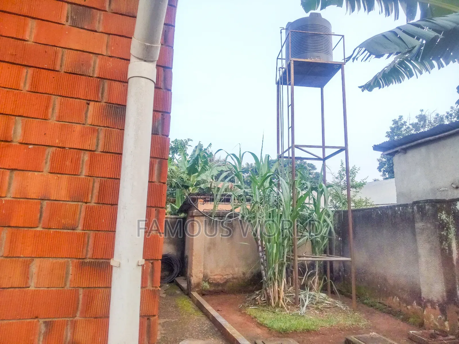 3bdrm House in Bunono Covid Centre, Katabi for sale