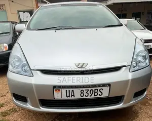 Toyota Wish 2005 Silver
