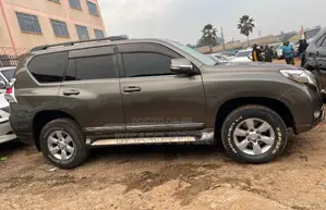 Toyota Land Cruiser Prado 2.8 D-4D 2014 Gray