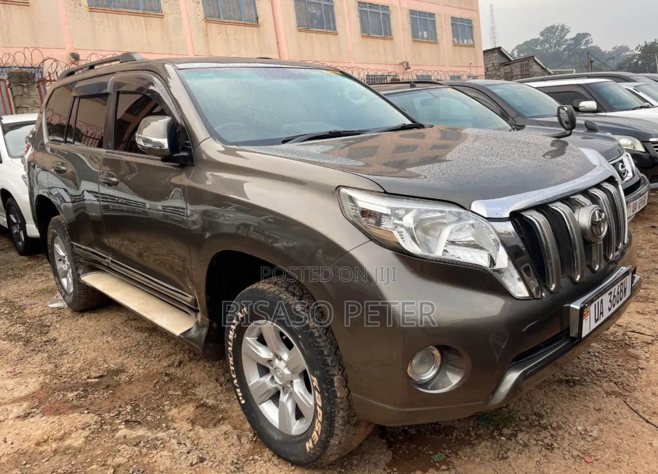 Toyota Land Cruiser Prado 2.8 D-4D 2014 Gray
