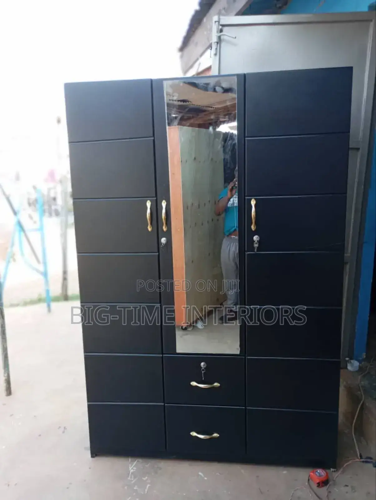 Black Storage Wardrobe 4*6ft