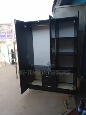 Black Storage Wardrobe 4*6ft