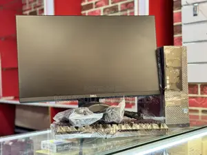 Desktop Computer Dell OptiPlex 7060 8GB Intel Core i5 HDD 500GB