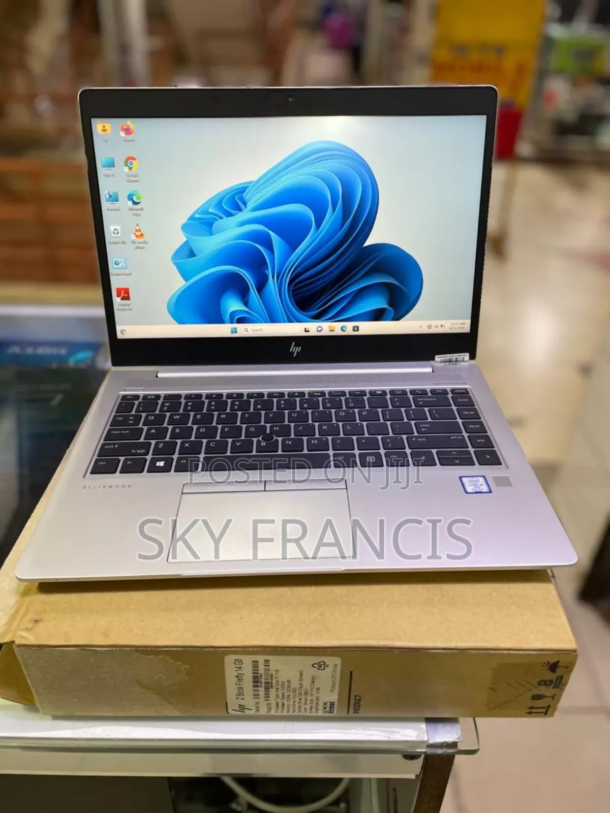 New Laptop HP 8GB Intel Core I5 SSD 256GB