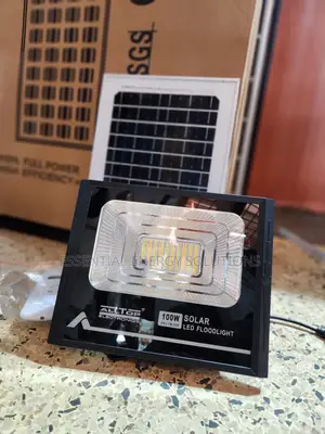 100w Solar Flood Light