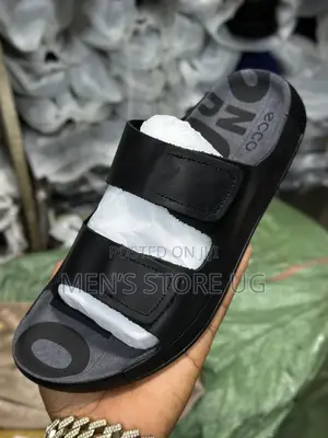 Ecco Men’S Genuine Classic Leather Black Sandals