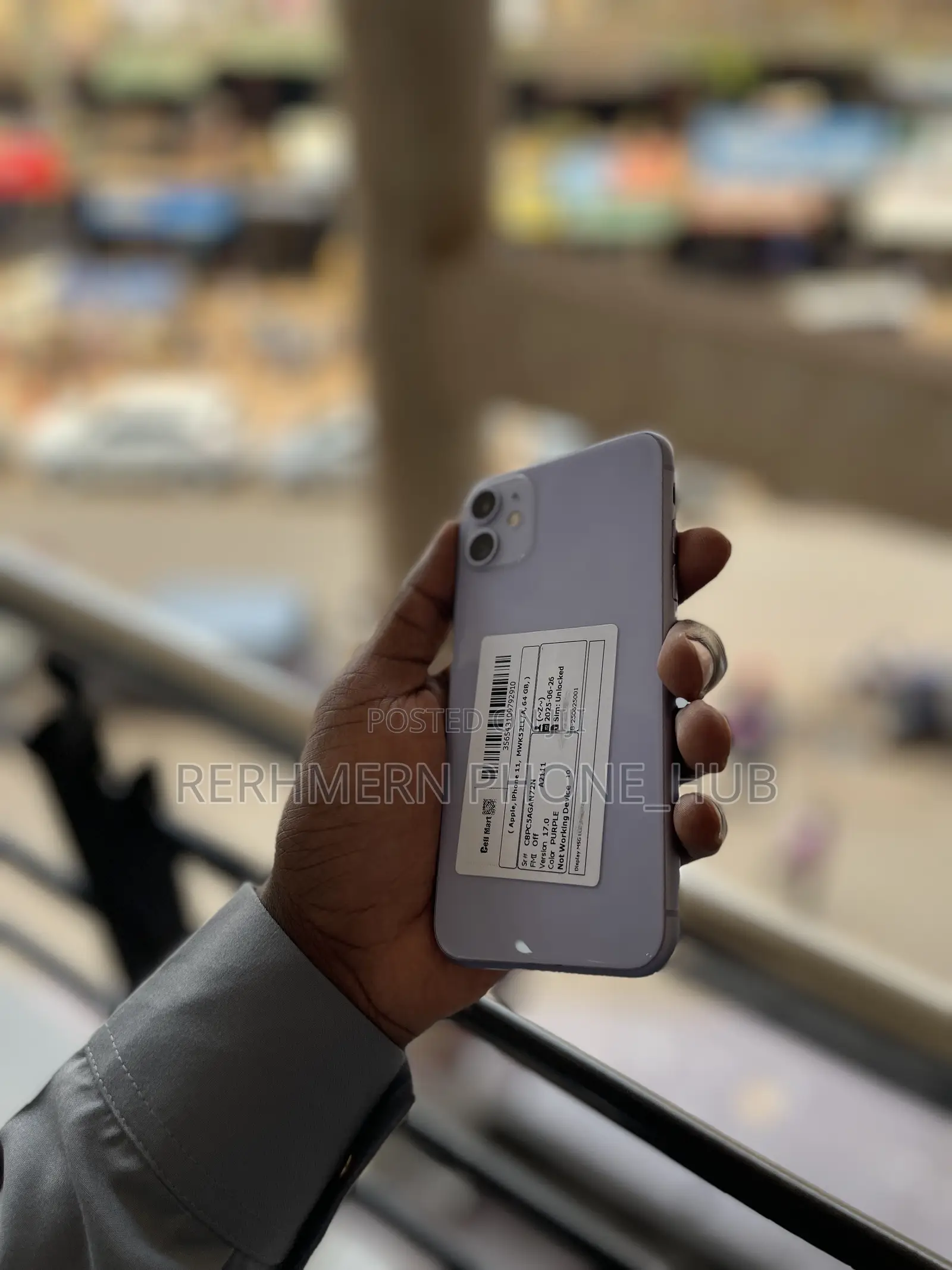 New Apple iPhone 11 64 GB Blue