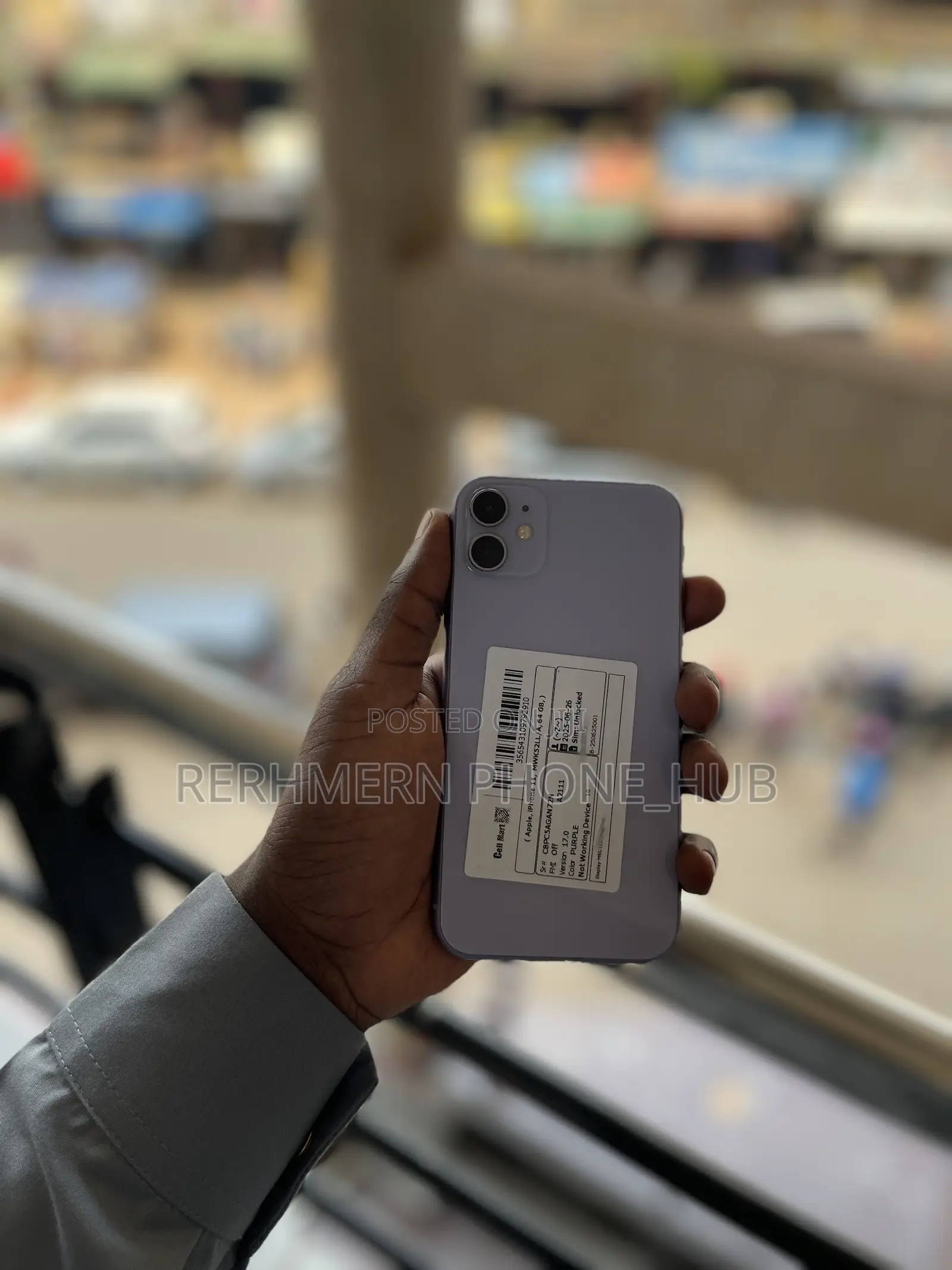 New Apple iPhone 11 64 GB Blue