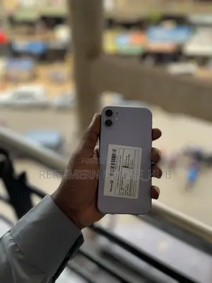New Apple iPhone 11 64 GB Blue