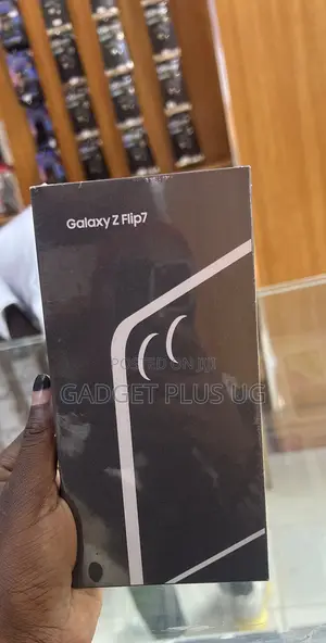 New Samsung Galaxy Z Flip7 256 GB Black