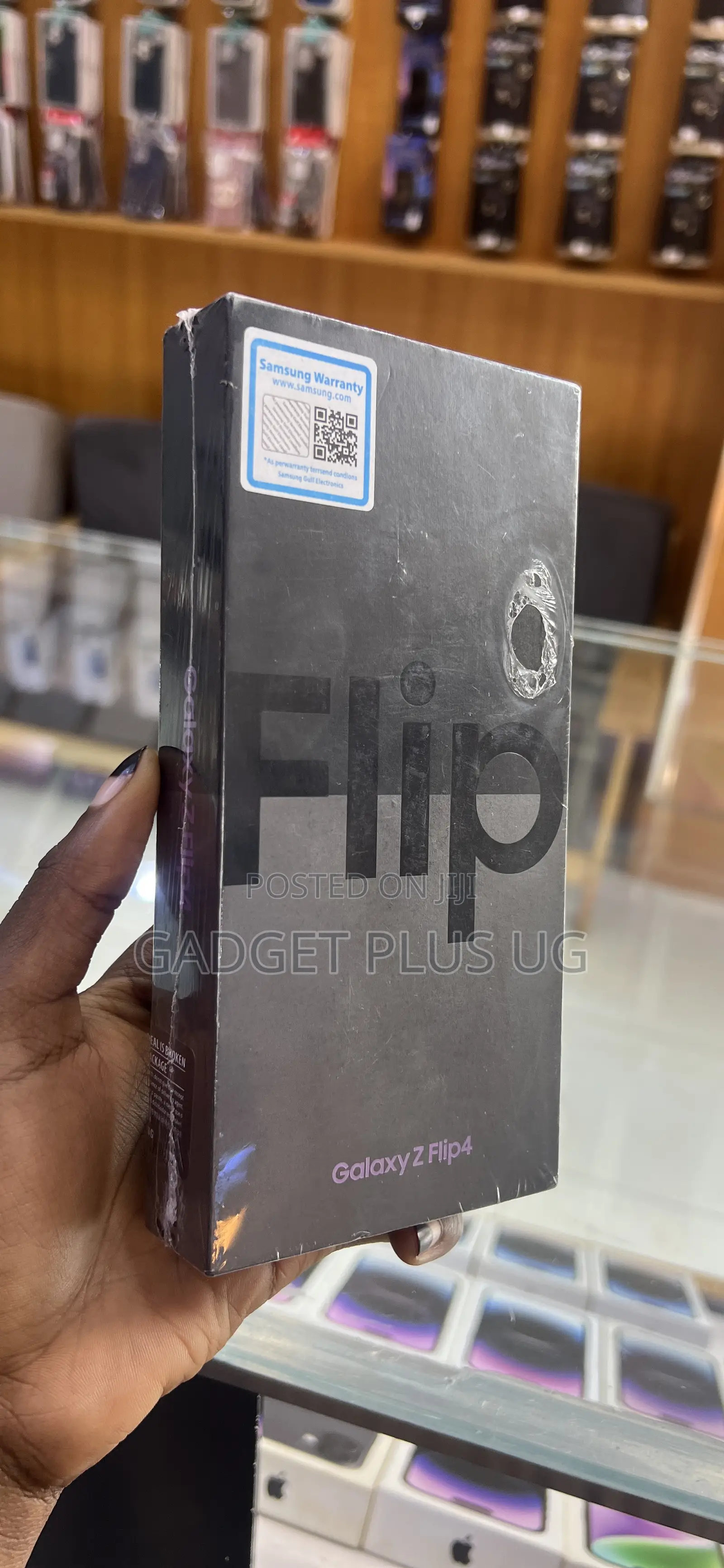 New Samsung Galaxy Z Flip4 256 GB Purple