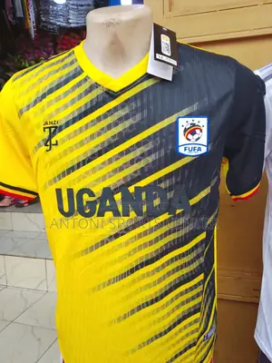 Uganda Crans Yellow Color Players