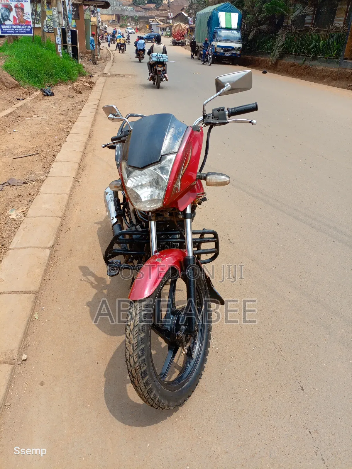 Mahindra Gusto 125 2024 Red