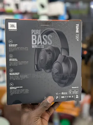 JBL Tune 720 Bassful Headphones