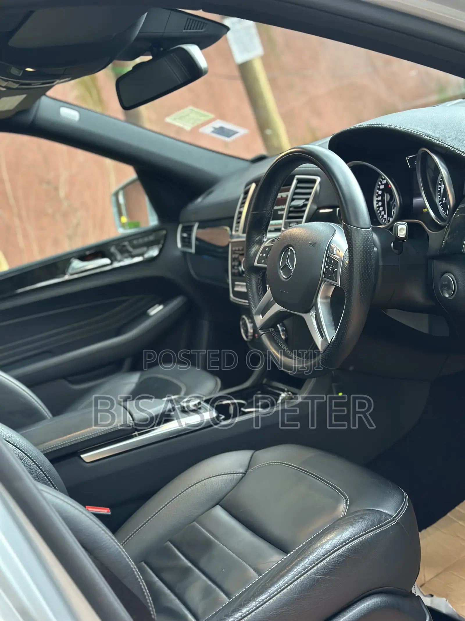 Mercedes-Benz M Class ML350 4MATIC 4dr SUV AWD (3.5L 6cyl 7A) 2014