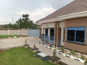 3bdrm House in Kira~Kimwanyi In for sale