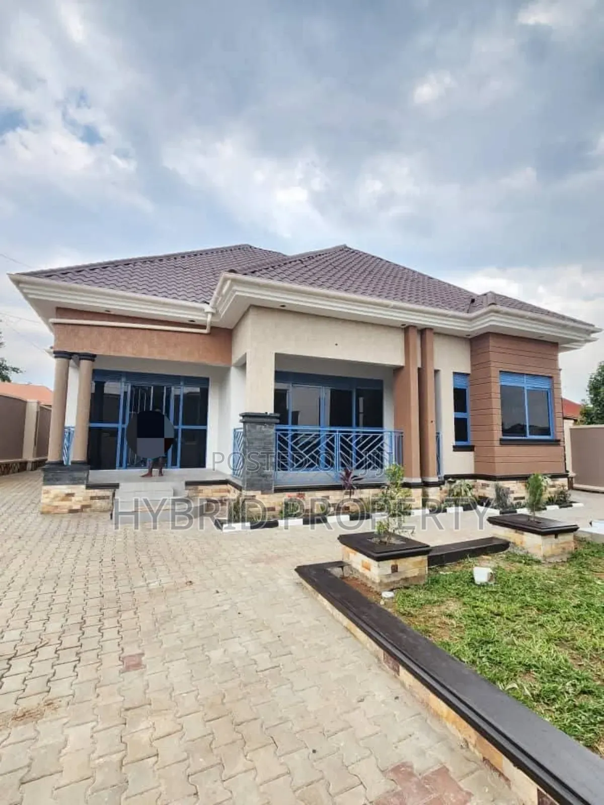3bdrm House in Kira~Kimwanyi In for sale