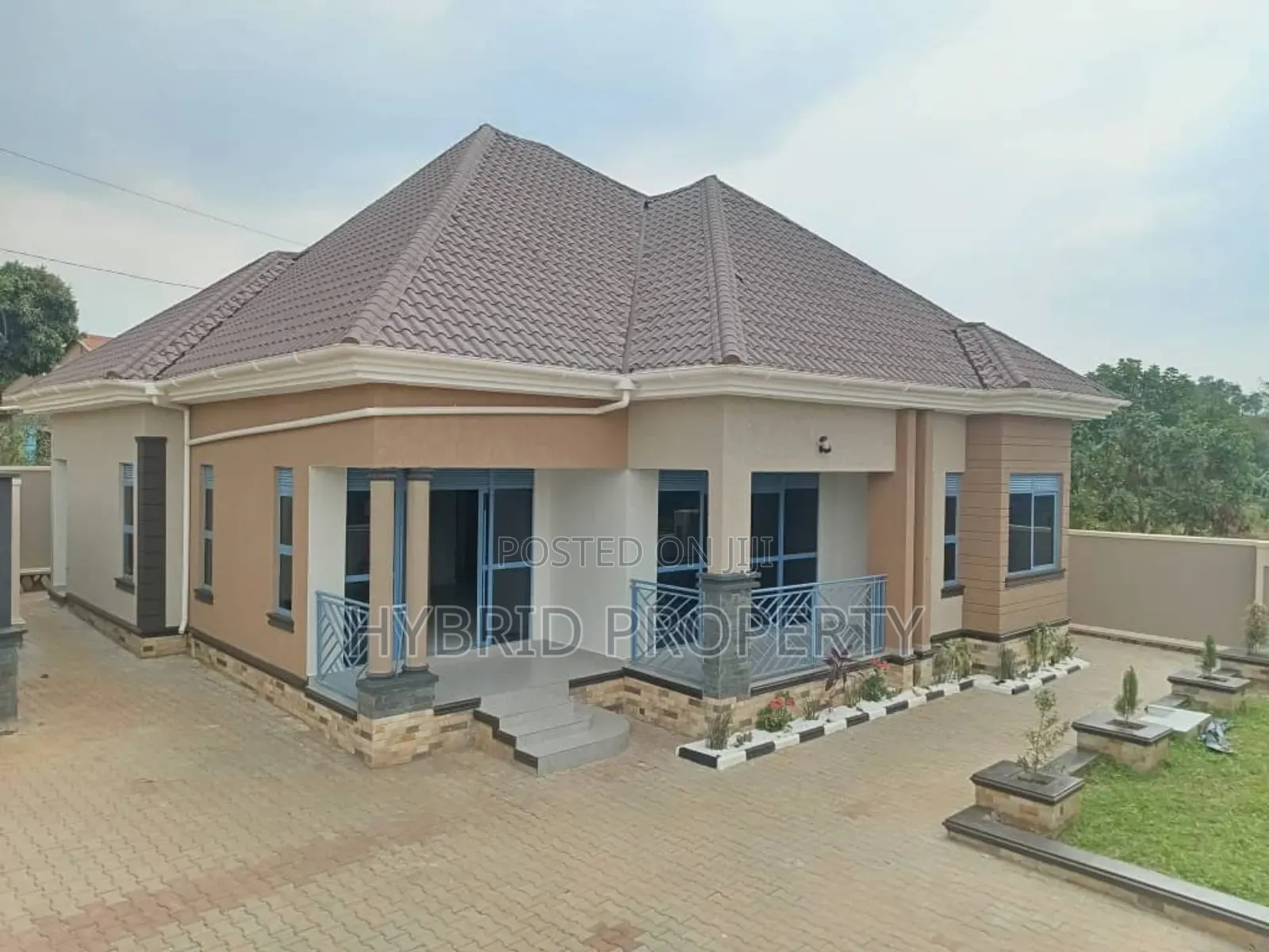3bdrm House in Kira~Kimwanyi In for sale