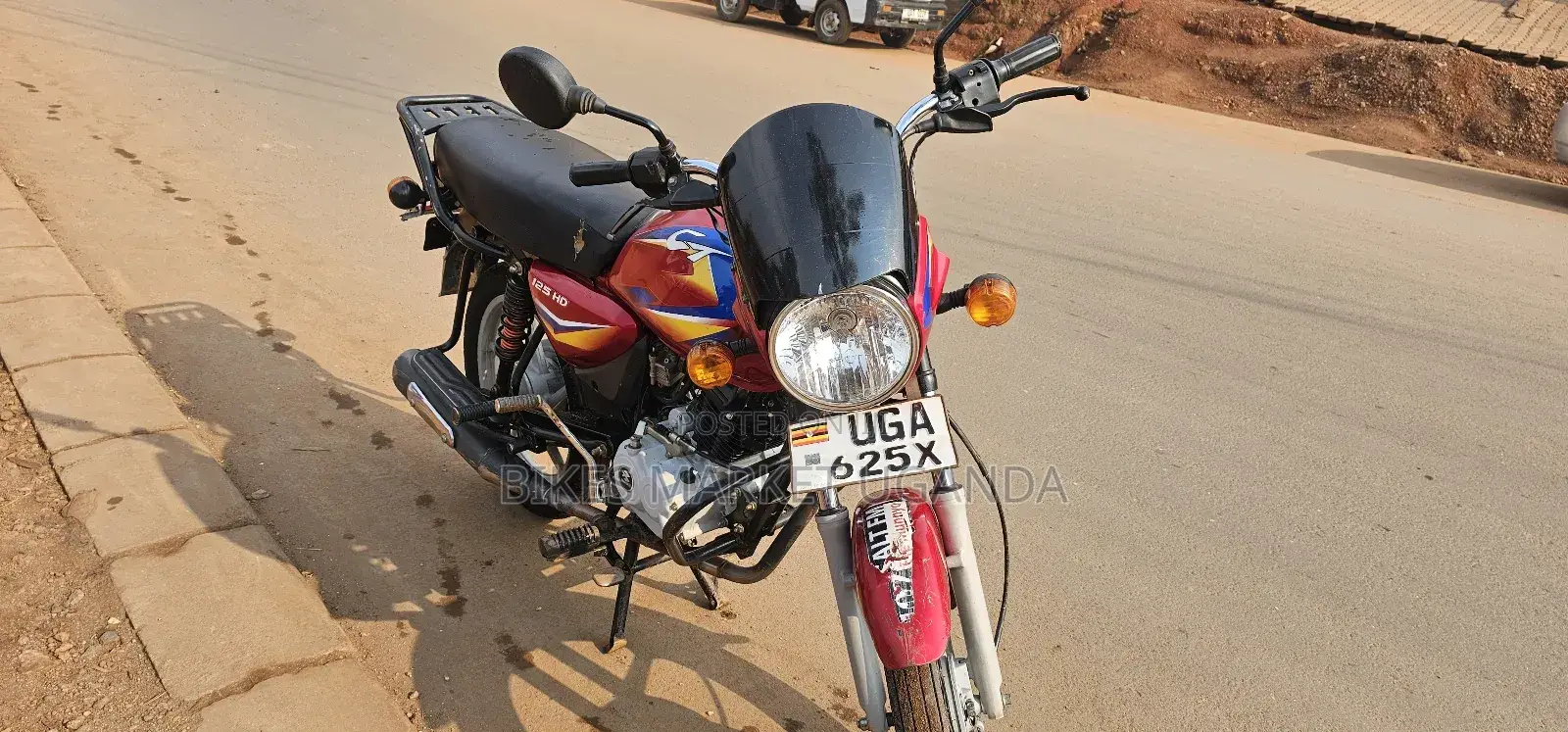 Bajaj Boxer 125 2025 Red