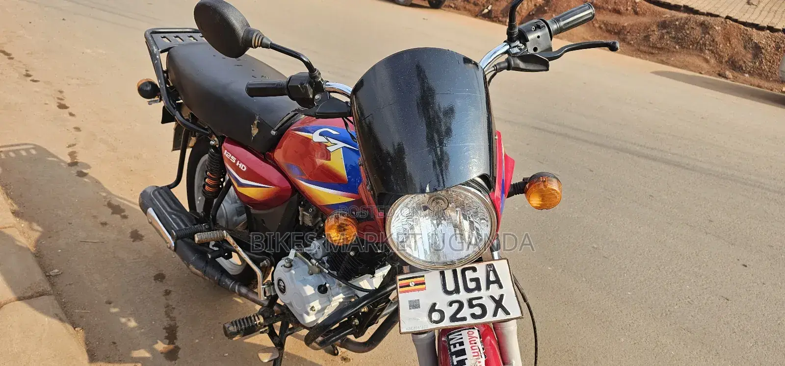 Bajaj Boxer 125 2025 Red