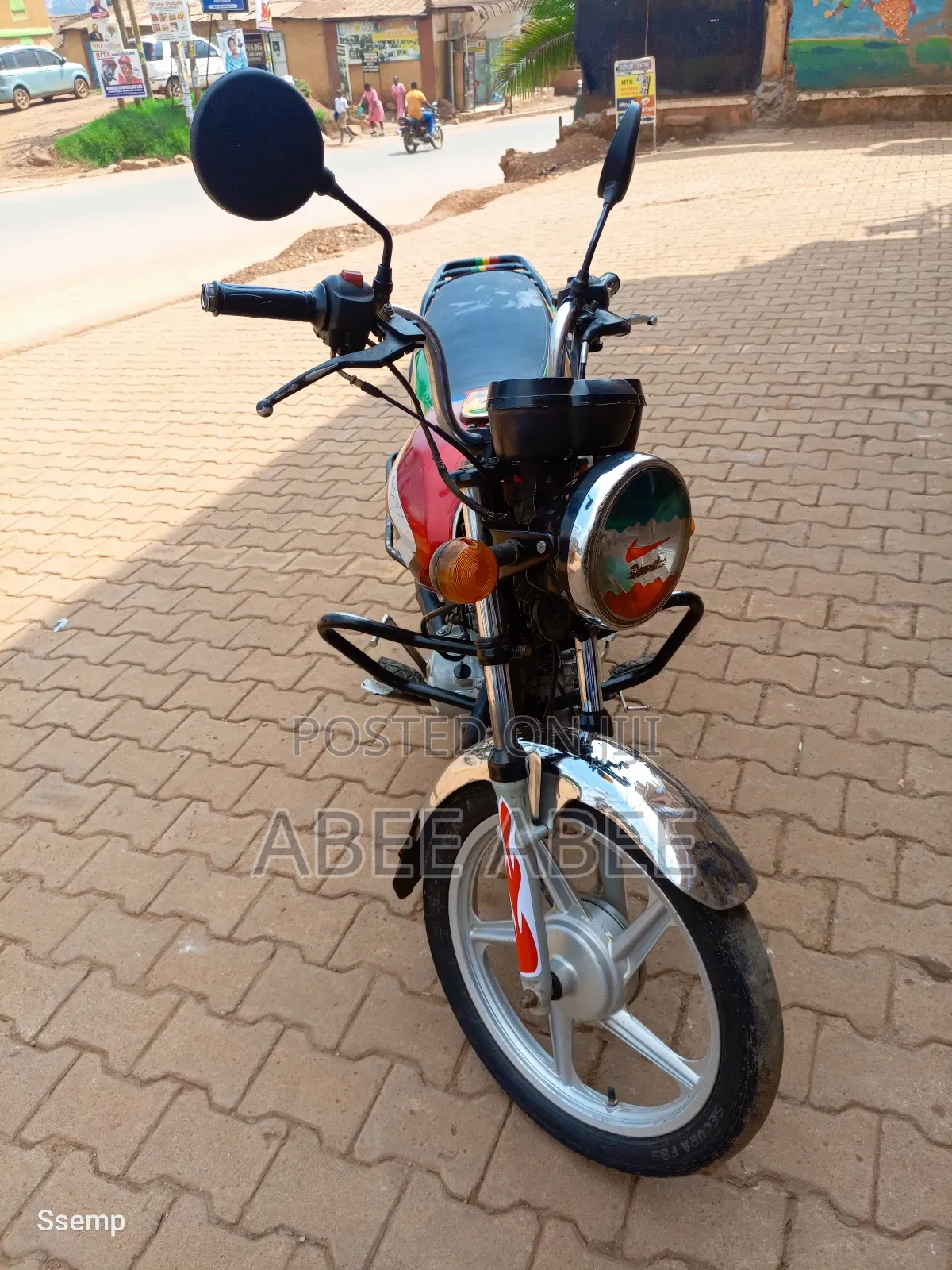 TVS HLX 125 2021 Red