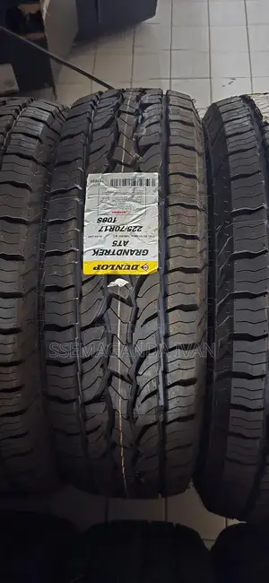 225/70r17 At5 Grandtrek Dunlop Yeah