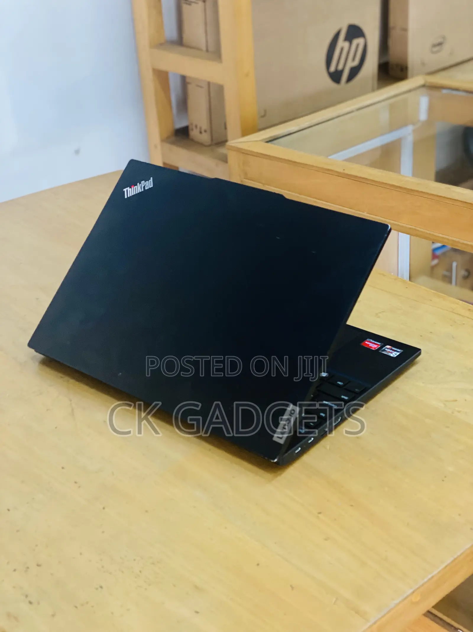 Laptop Lenovo Thinkpad E16 G1 16GB AMD Ryzen 5 SSD 256GB